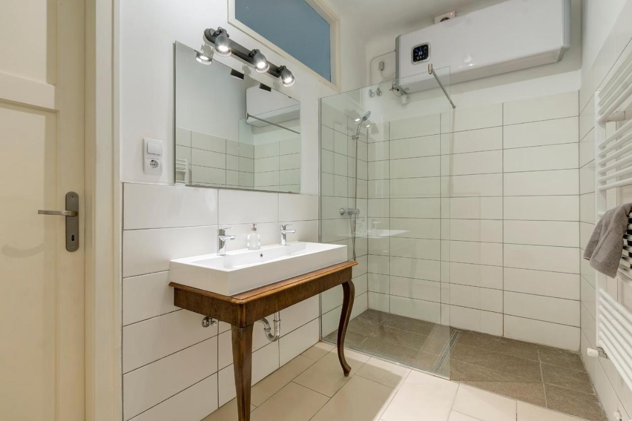 Galya Apartment Budapest Exteriör bild